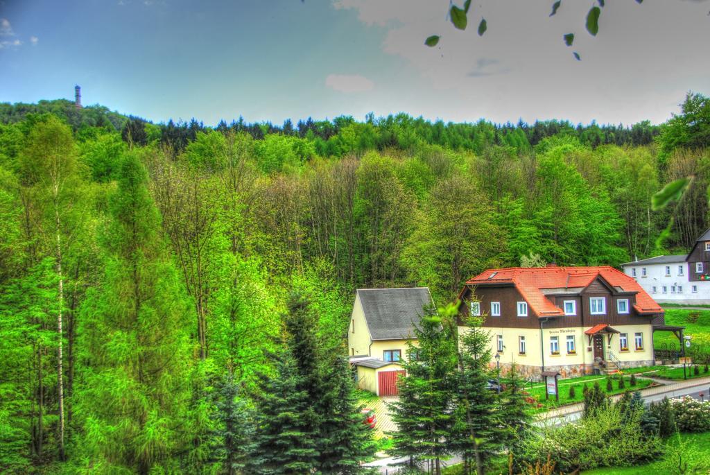 Pension & Cafe Abendroete Kurort Oybin Exterior foto